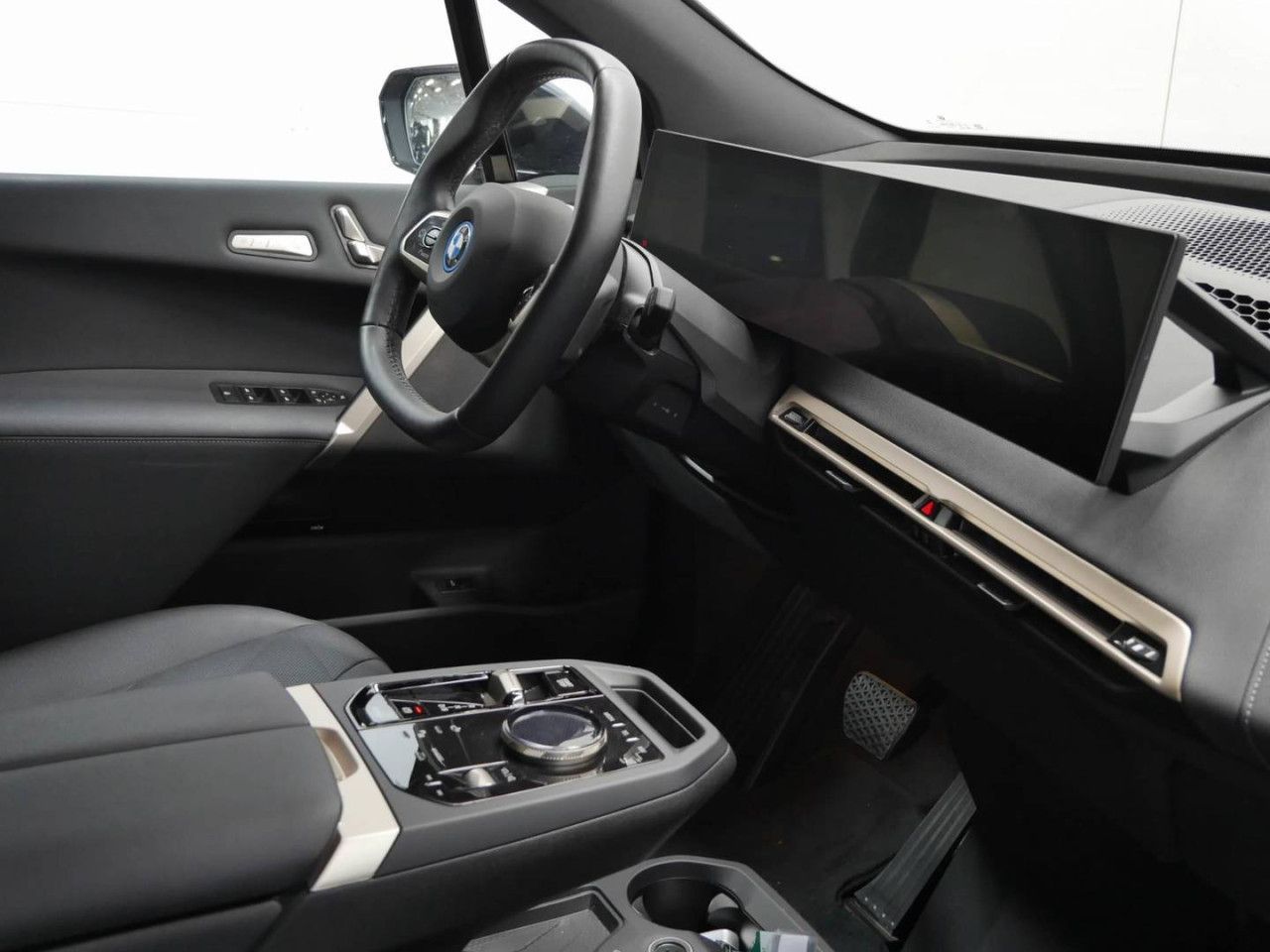 BMW iX - Bild 14