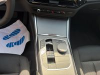 BMW 330 - Vorschau Bild 10