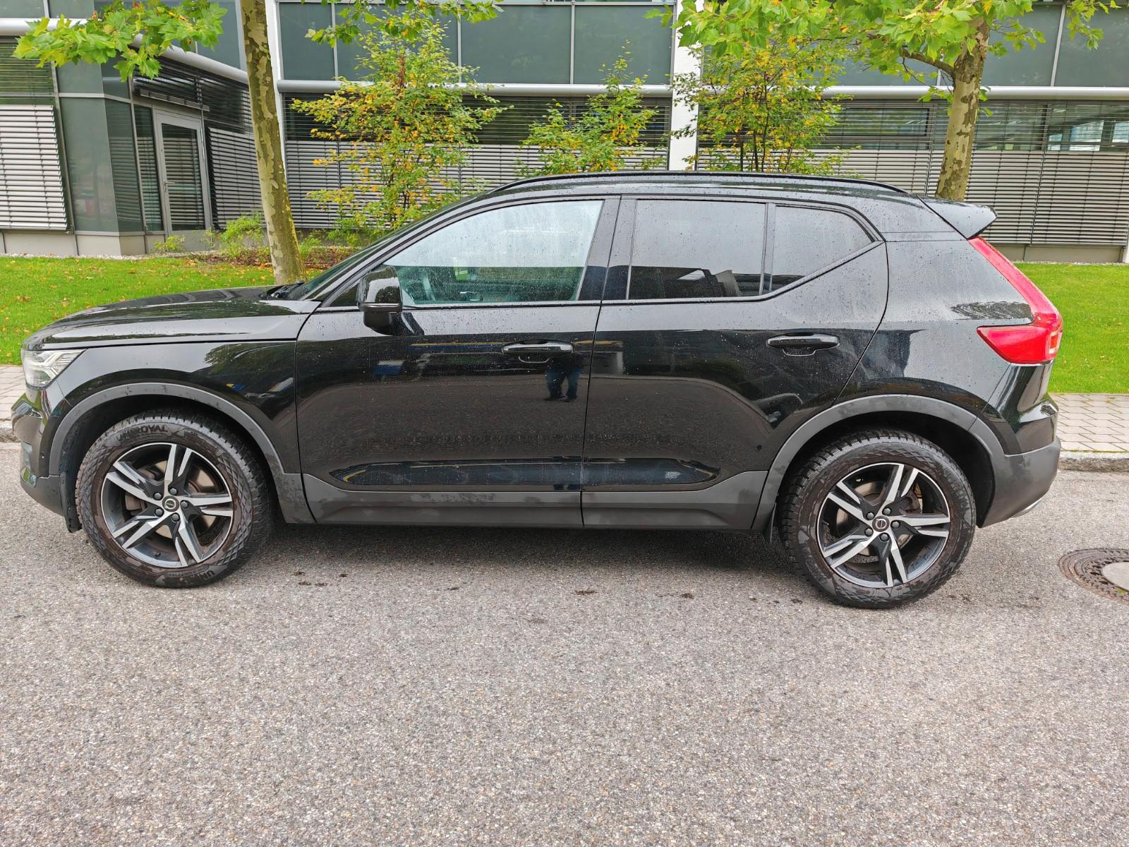 Volvo XC 40  R Design AWD - TOP - 8 X ALU