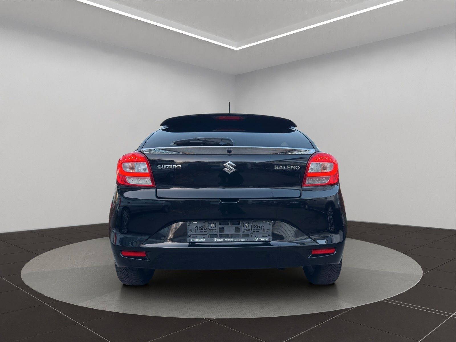 Fahrzeugabbildung Suzuki Baleno Comfort Klima/Navi/Kamara/1Hand