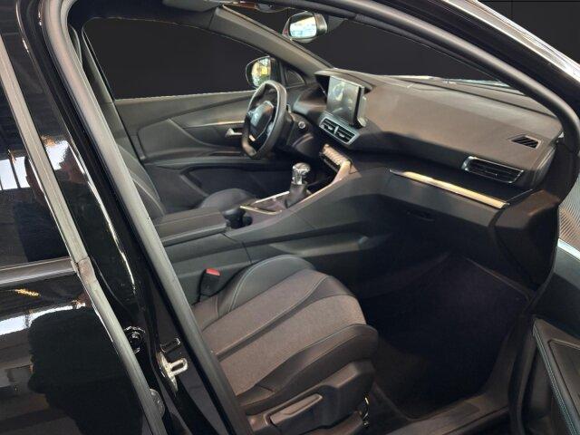 Peugeot 3008 Allure Pack 130 +ACC+SHZ+Kamera+Key-GO+