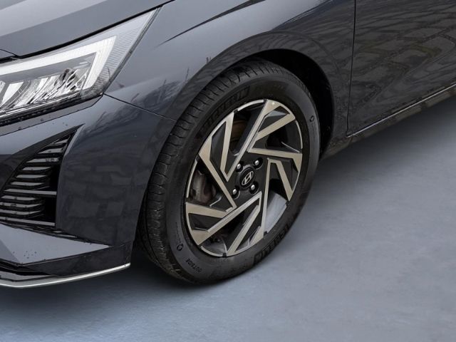 Fahrzeugabbildung Hyundai i20 Advanced 1.0 T-GDI +CARPLAY+TEMPOMAT+SHZ+RFK