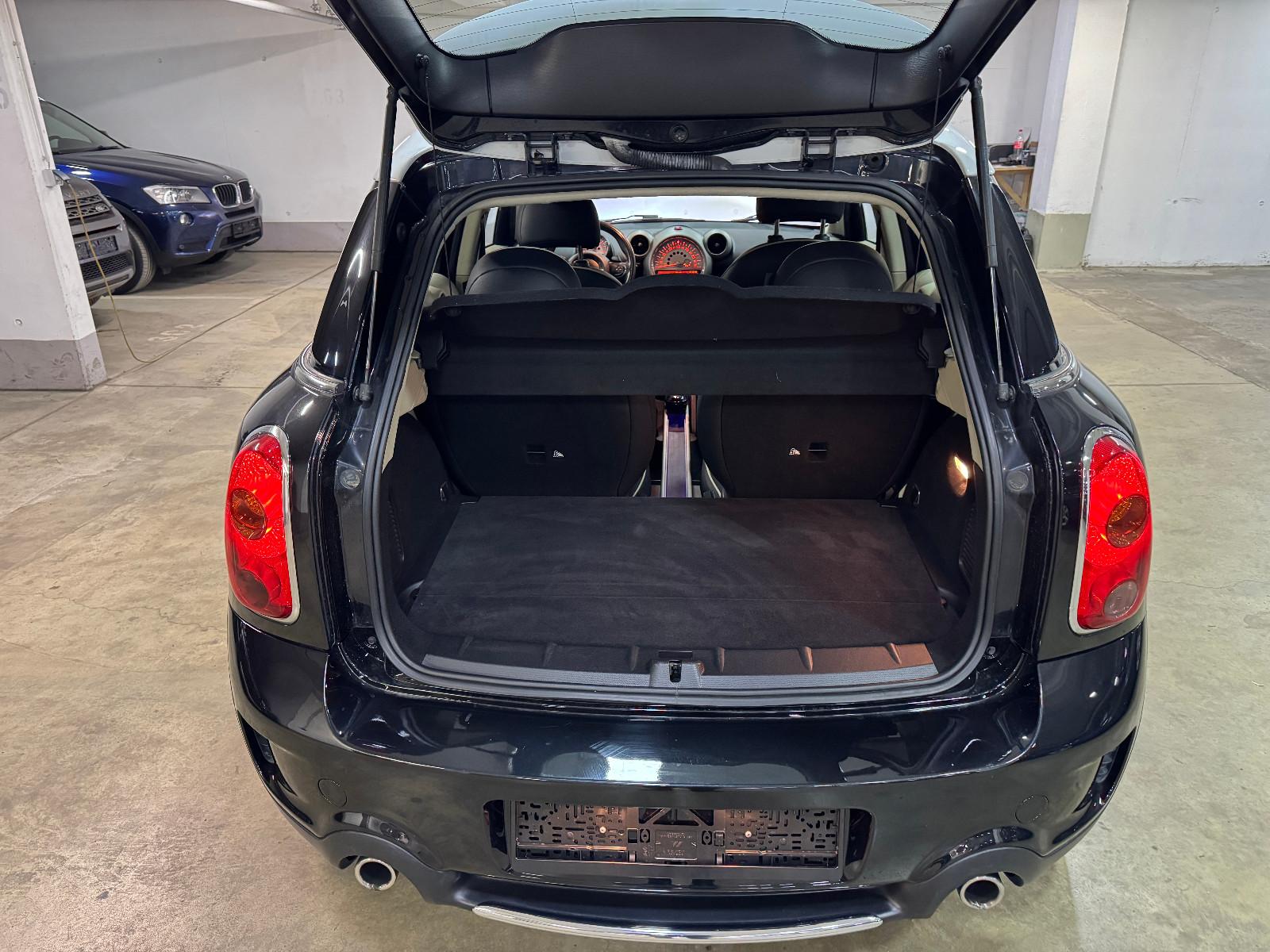 MINI Cooper S Countryman ALL4 Leder~Klima~Automat.