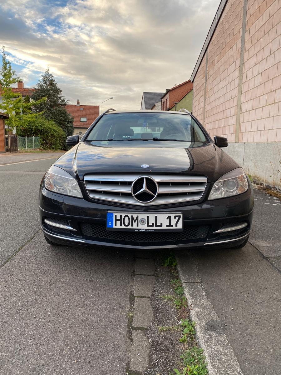 Mercedes-Benz 220, 2010