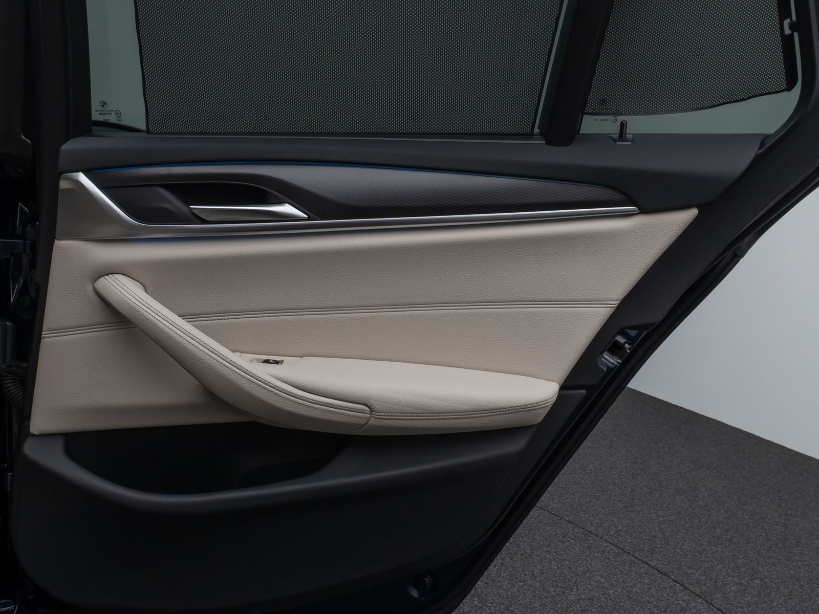 Fahrzeugabbildung BMW 530e xD M Sport Massage Laser HUD DAB Individual