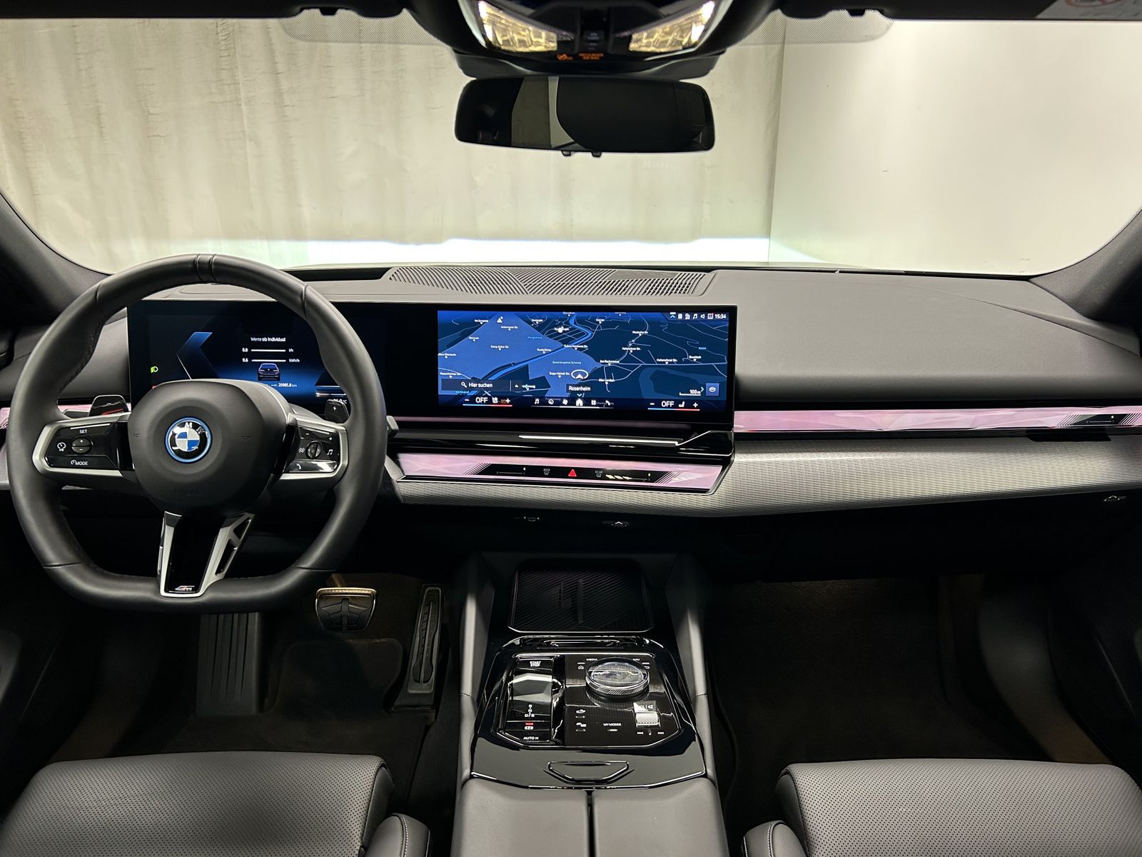 BMW 530e xDrive Touring M Sportpaket Pro Pano. Harma foto 5