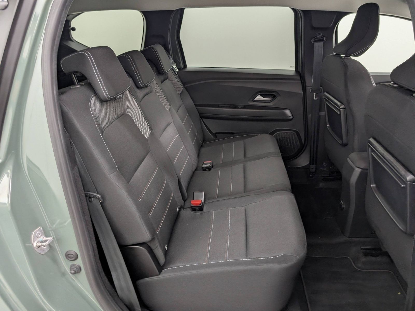 DACIA Jogger  Extreme+ TCe 110 7-Sitzer AHK SHZ – Bild 12