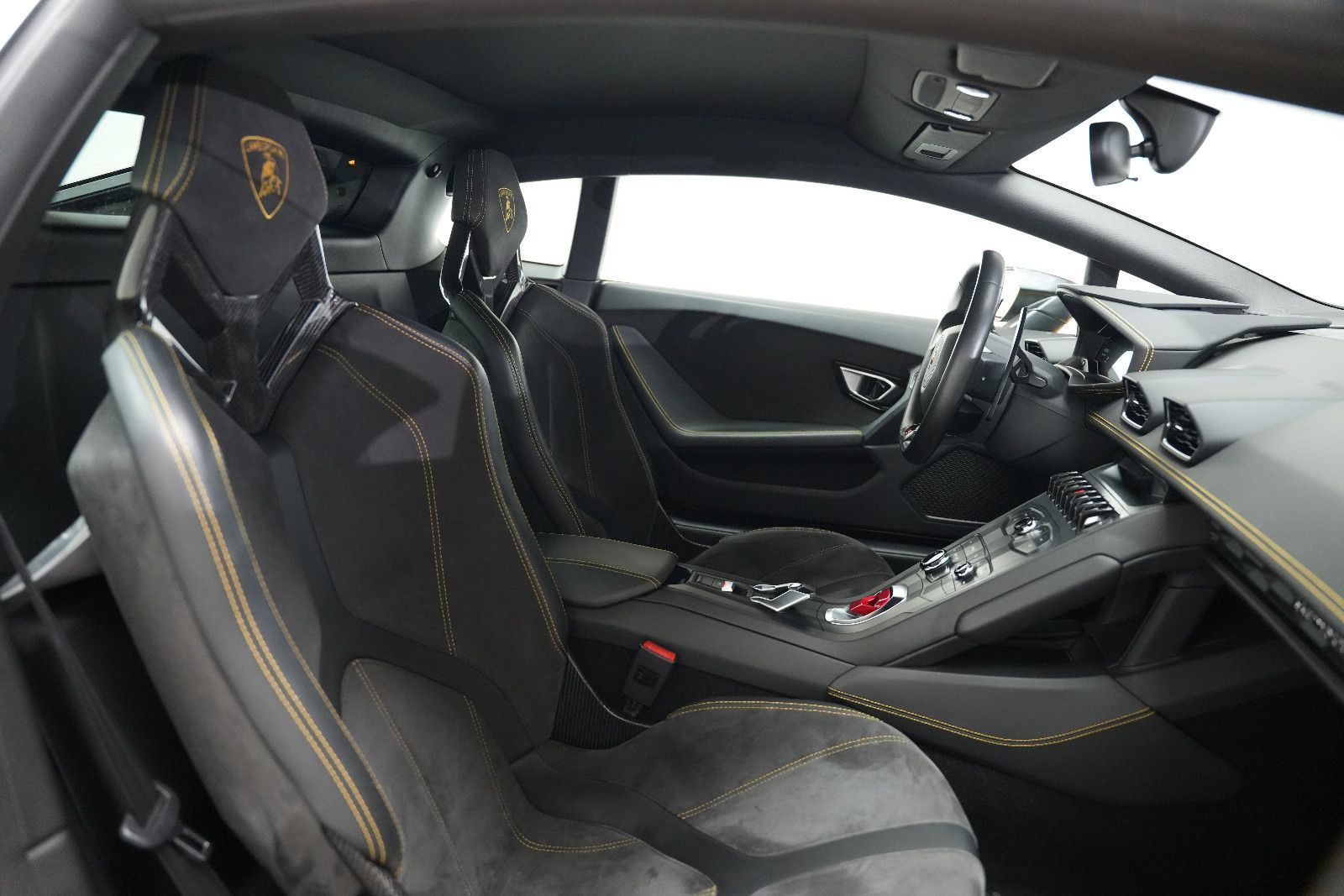 Fahrzeugabbildung Lamborghini Huracan Huracán /LIFT/KAMERA/CARBON/SCHALENSITZ/