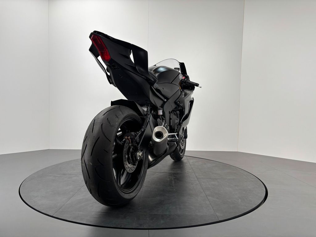 Fahrzeugabbildung Yamaha YZF R6 RACE *NEUFAHRZEUG MJ 25 *UMBAU MÖGL.