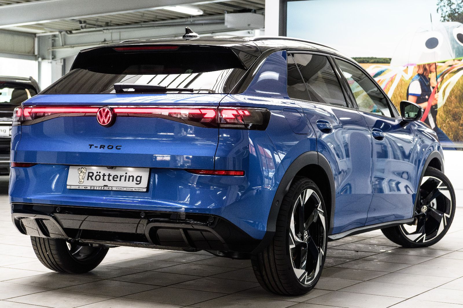 Fahrzeugabbildung Volkswagen T-Roc  1.5l TSI  DSG R-Line Black Style