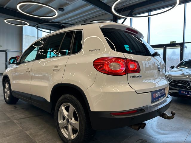 Volkswagen Tiguan Team 4Motion *2. Hand*Klima*SHZ*AHK*PDC*