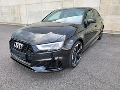 AUDI RS3 Limousine 2.5 TFSI quattro *black Edition