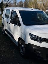 Peugeot Partner 1.5 blue hdi 130 L1 - Peugeot Partner: Automatik