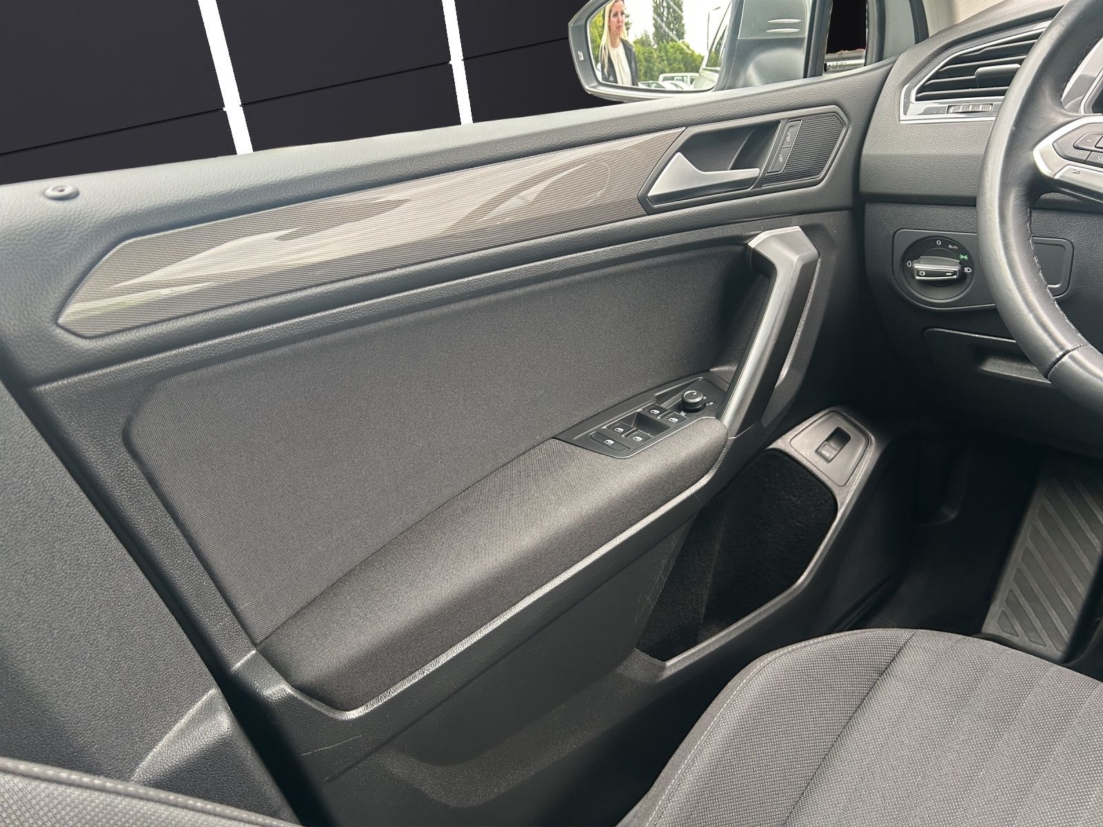 Fahrzeugabbildung Volkswagen Tiguan Allspace TDI Life DSG LED AHK CarPlay AID