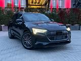 Audi e-tron 55 quattro advanced advanced - Audi e-tron von privat