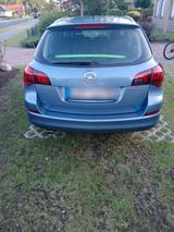 Opel Astra Sports Tourer - Opel Astra aus 2010: Sports Tourer