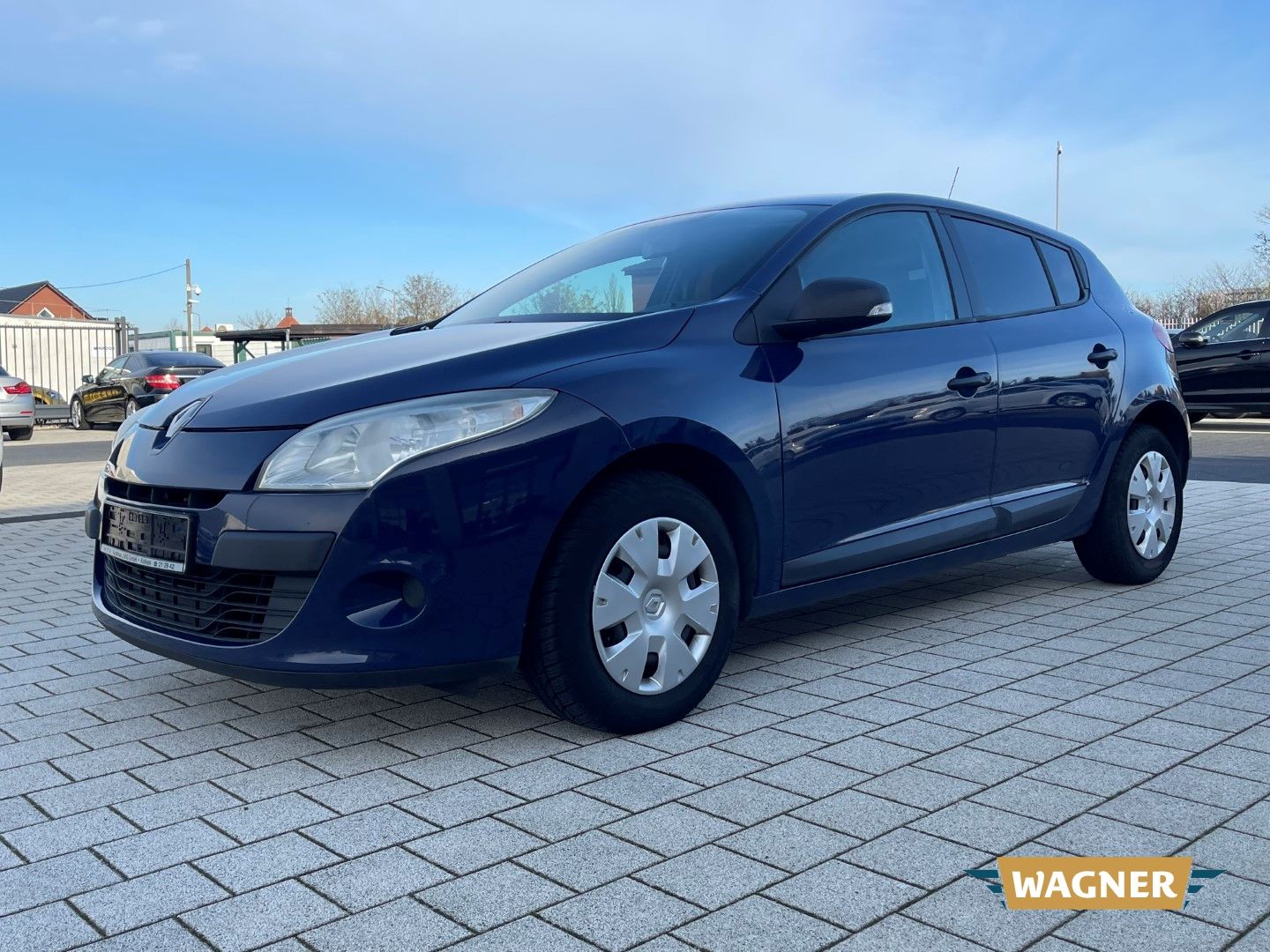 Fahrzeugabbildung Renault Megane III Authentique 1.6 16V 100