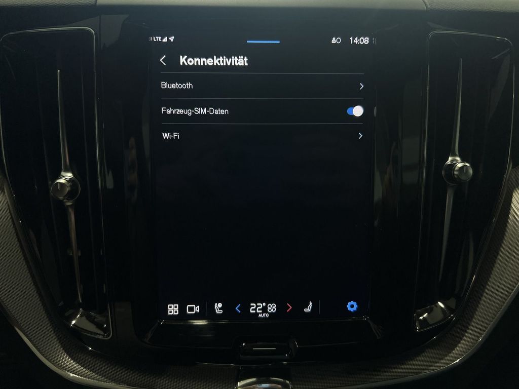 Volvo XC60 T6 R-Design Recharge AWD ACC AHK Kamera LED