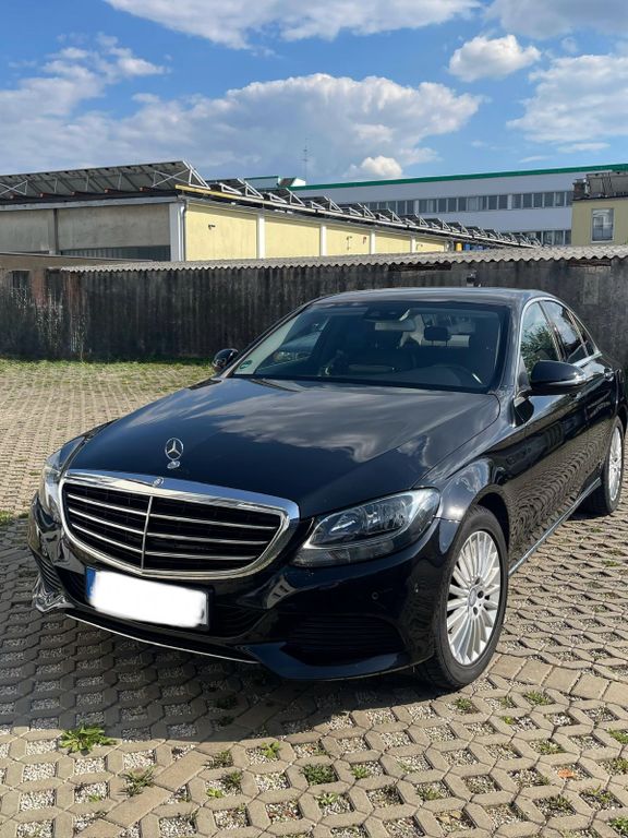 Image of Mercedes-Benz C 220