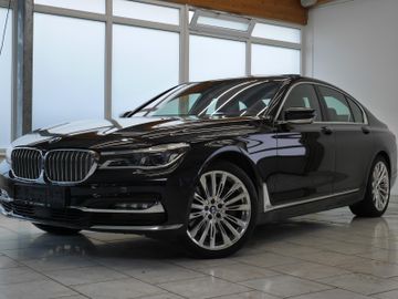 BMW 750 - 2