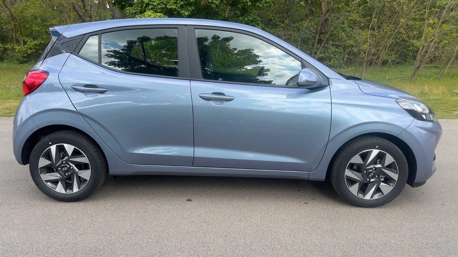 Fahrzeugabbildung Hyundai i10 1.0 Trend AMT *Nav*Klima*CarPlay*Kamera*PDC*