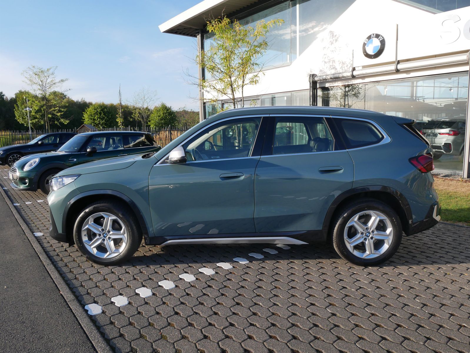 BMW X1 xDrive20d xLine Head-Up HK HiFi DAB LED Shz foto 2