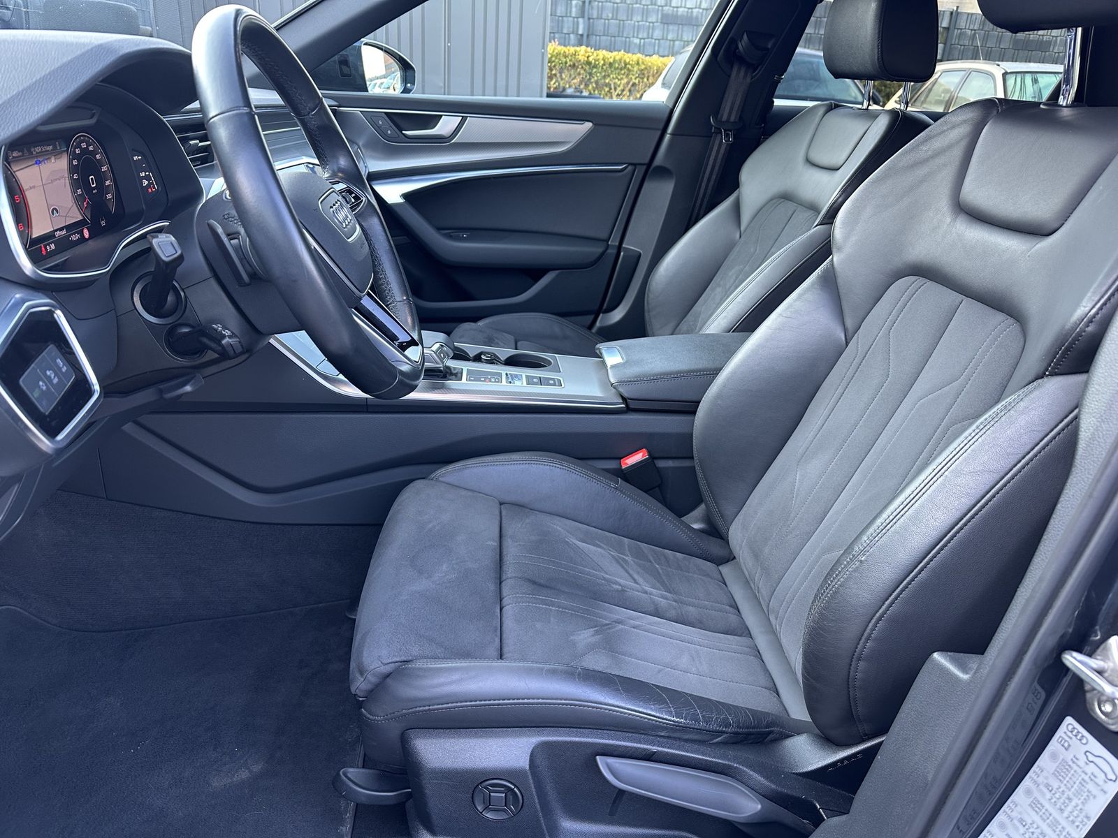 Fahrzeugabbildung Audi A6 Avant 40 TDI Qu Sport Black NAV+LED+360°+19ZO