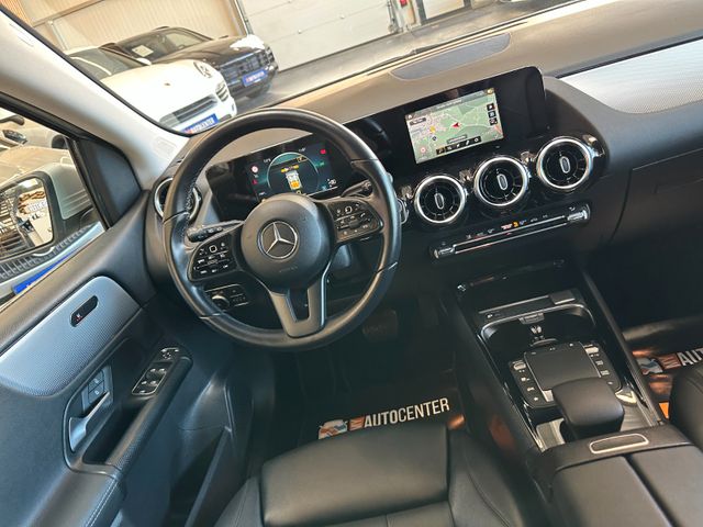 Mercedes-Benz B 200 *Kamera*PDC*Leder*Keyless*Navi*