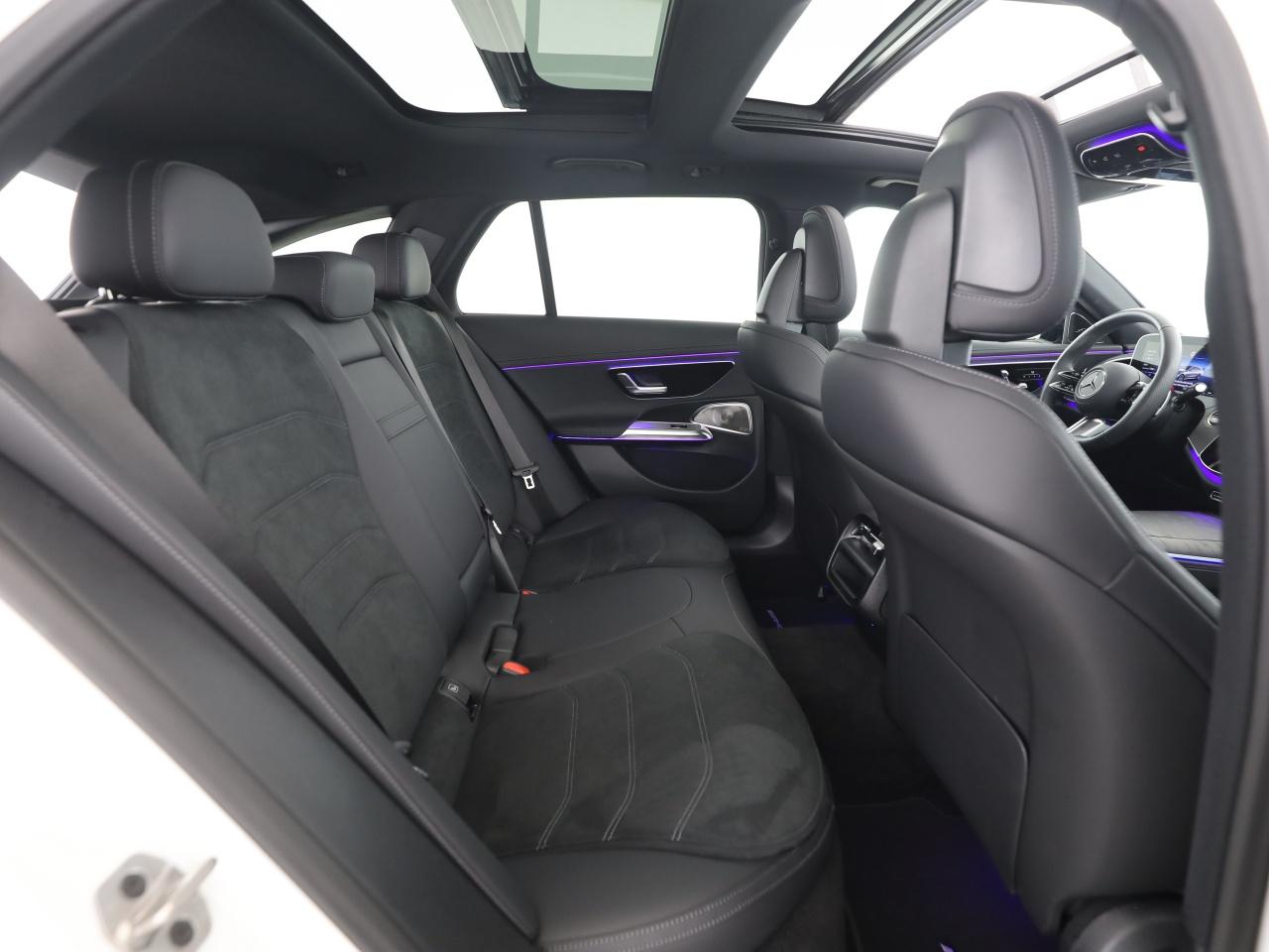 Mercedes-Benz E 220 d T AMG Digital Light Night Burmester MBUX