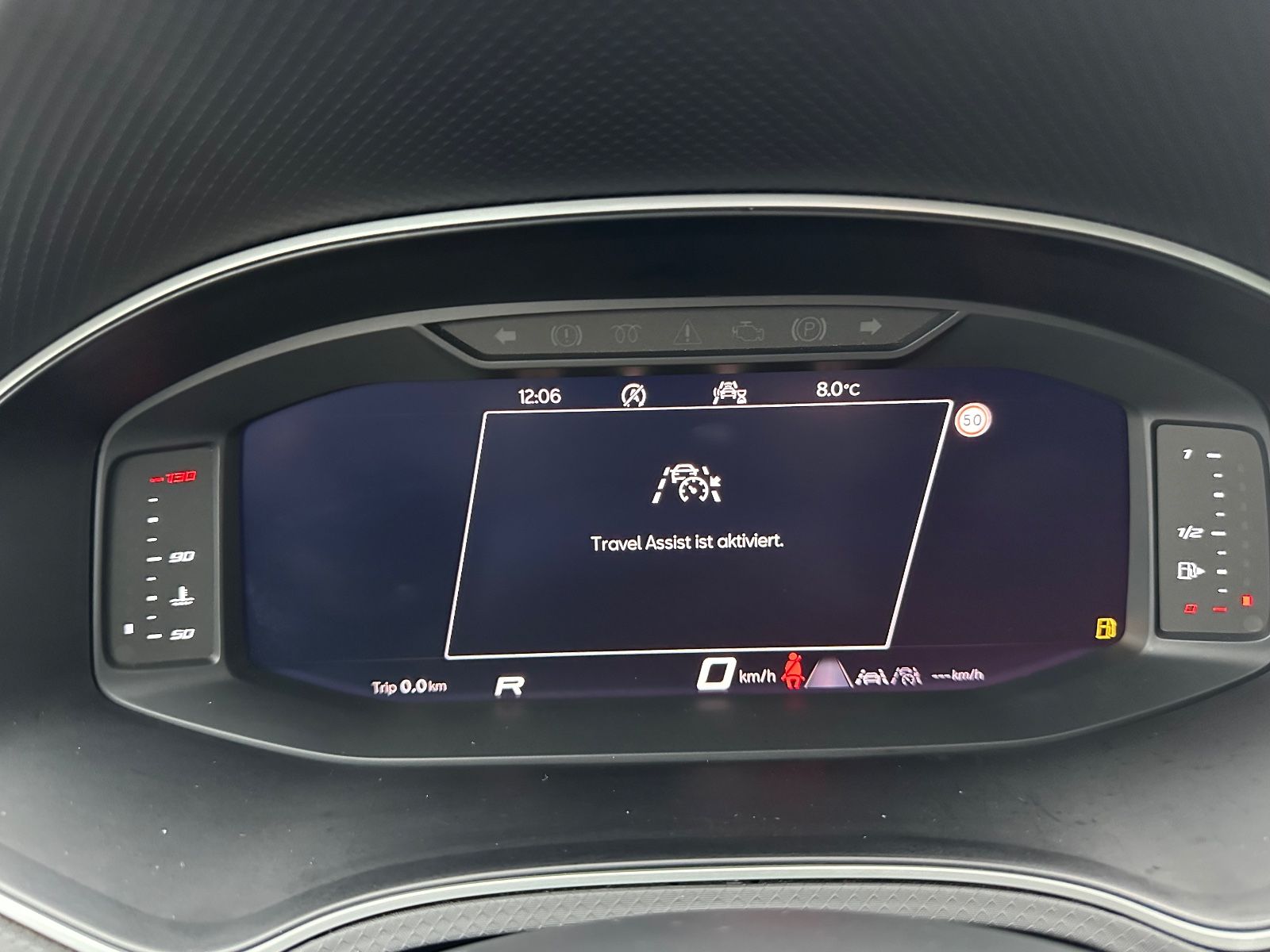 Fahrzeugabbildung SEAT Arona FR 1.5 TSI DSG Navi/LED/ACC/Dinamica