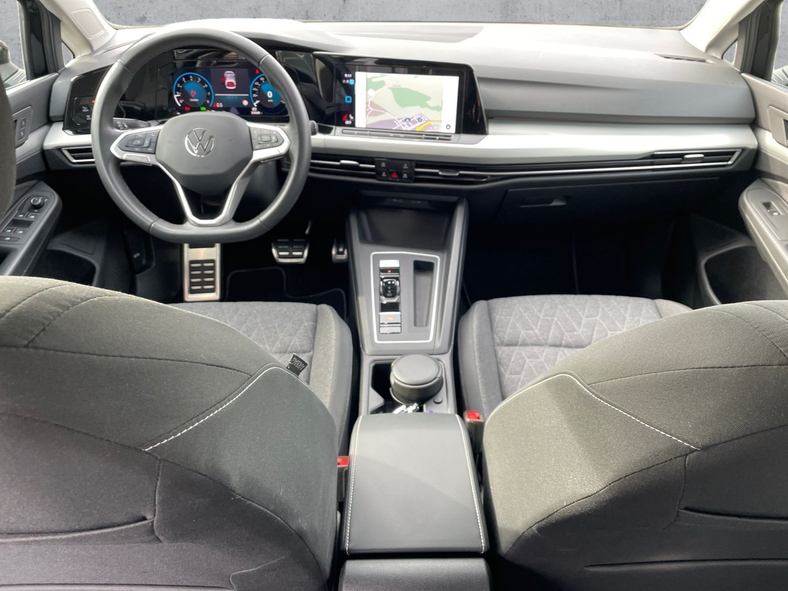 Volkswagen Golf - Bild 9