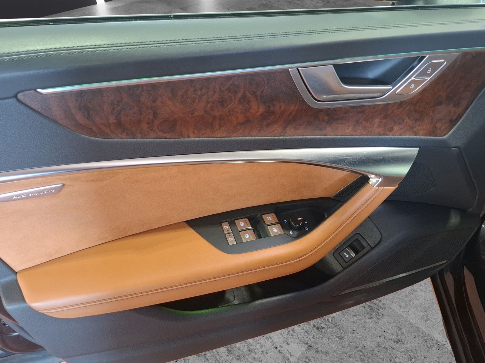 Fahrzeugabbildung Audi A6 55 TFSI quattro exclusiv Standhzg Matrix Navi