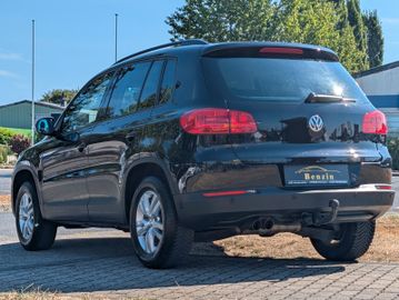 Volkswagen Tiguan - 4