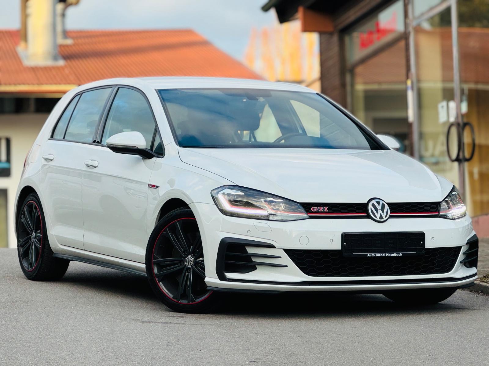 Volkswagen Golf VII Lim. GTI Performance Virtual