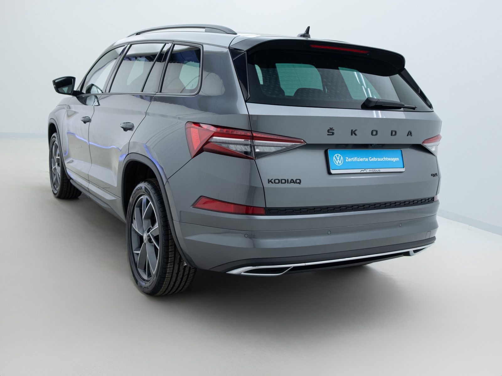 Skoda Kodiaq 2.0 TDI Sportline 4x4 DSG*RFK*AHK*NAV*APP foto 7