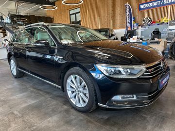 MYAUTOCENTER – Gebraucht- und Jahreswagen mit Werkstattservice in Pfaffenhofen Volkswagen Passat Highline *4Motion*Massage*AHK*LED*Keyless
