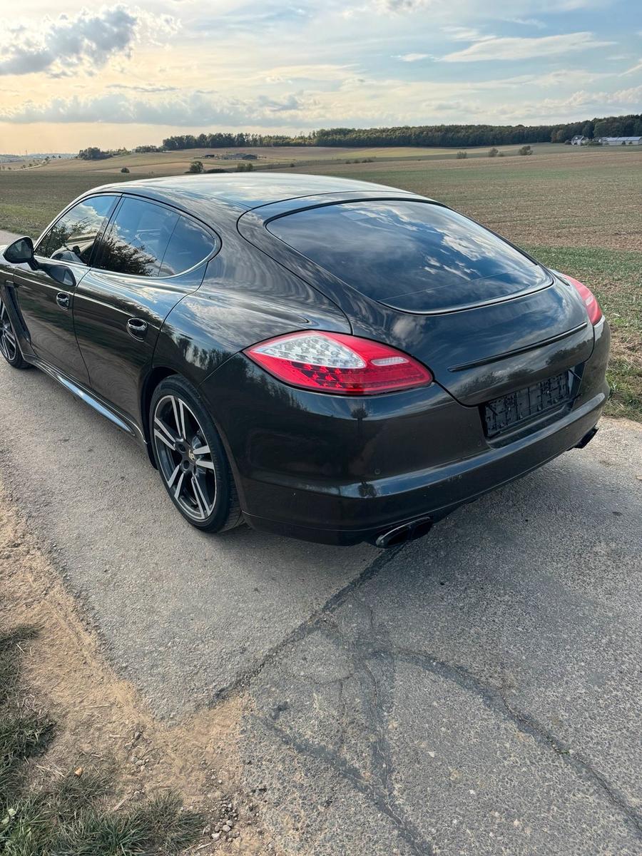Porsche Panamera 4 S V8 400 PS PDK Sport Plus