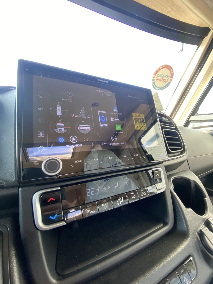 Fahrzeugabbildung Eura Mobil Integra Line IL 695 LF Mondial Plus, Autom.