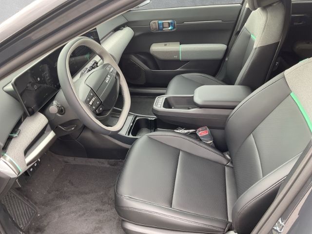 Fahrzeugabbildung Kia EV4 HB 81.4 kWh FWD EARTH *UP*TE*WIC*DWP*SD*