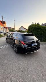 Toyota Corolla 2,0 Hybrid Lounge Touring Sports Lounge - Toyota Corolla: 2.0