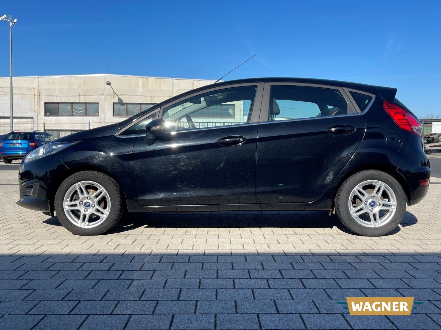 Fahrzeugabbildung Ford Fiesta Titanium 1.0 EcoBoost Sitzheizung