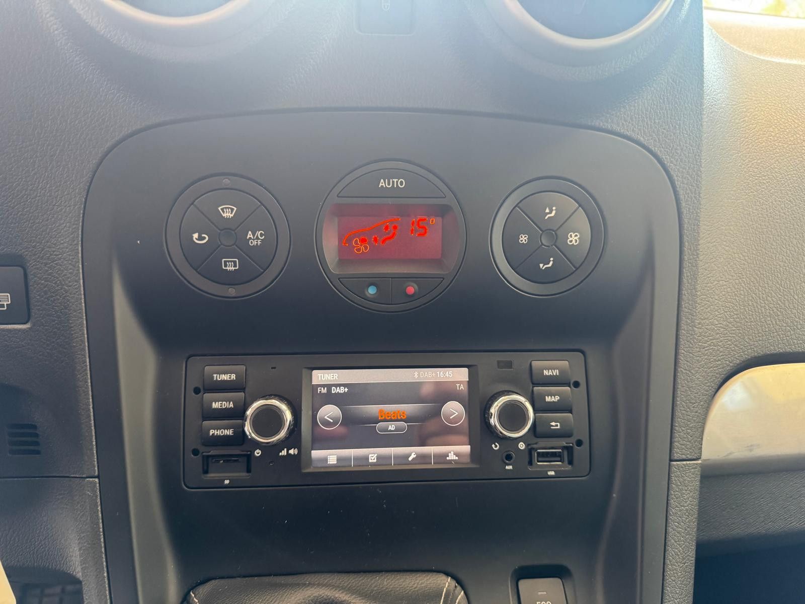 Fahrzeugabbildung Mercedes-Benz Citan Kombi 111 CDI lang /KLIMA KAMERA/PANORAMA
