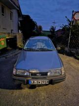 Ford Sierra BJ. 1988 guter Zustand Motor k... - gebrauchte Ford Sierra aus dem Jahr 1990