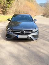 Mercedes-Benz E 300 AMG Line Autom. AMG Line - gebrauchte Mercedes-Benz E 300 aus dem Jahr 2017