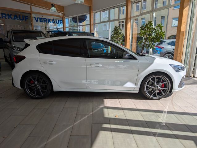 Ford Focus ST 5-trg.