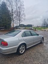 BMW E39 520i - - BMW 520 aus 2001: 520i