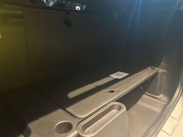 Bild 5 Opel Rocks-e Elektro digitales Cockpit LED