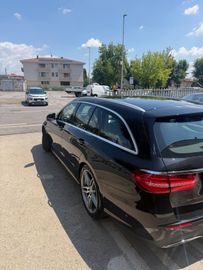Mercedes E 200 - 2