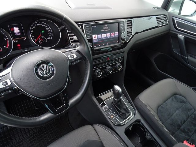 Golf Sportsvan 2.0 TDI DSG Highline / AHZV