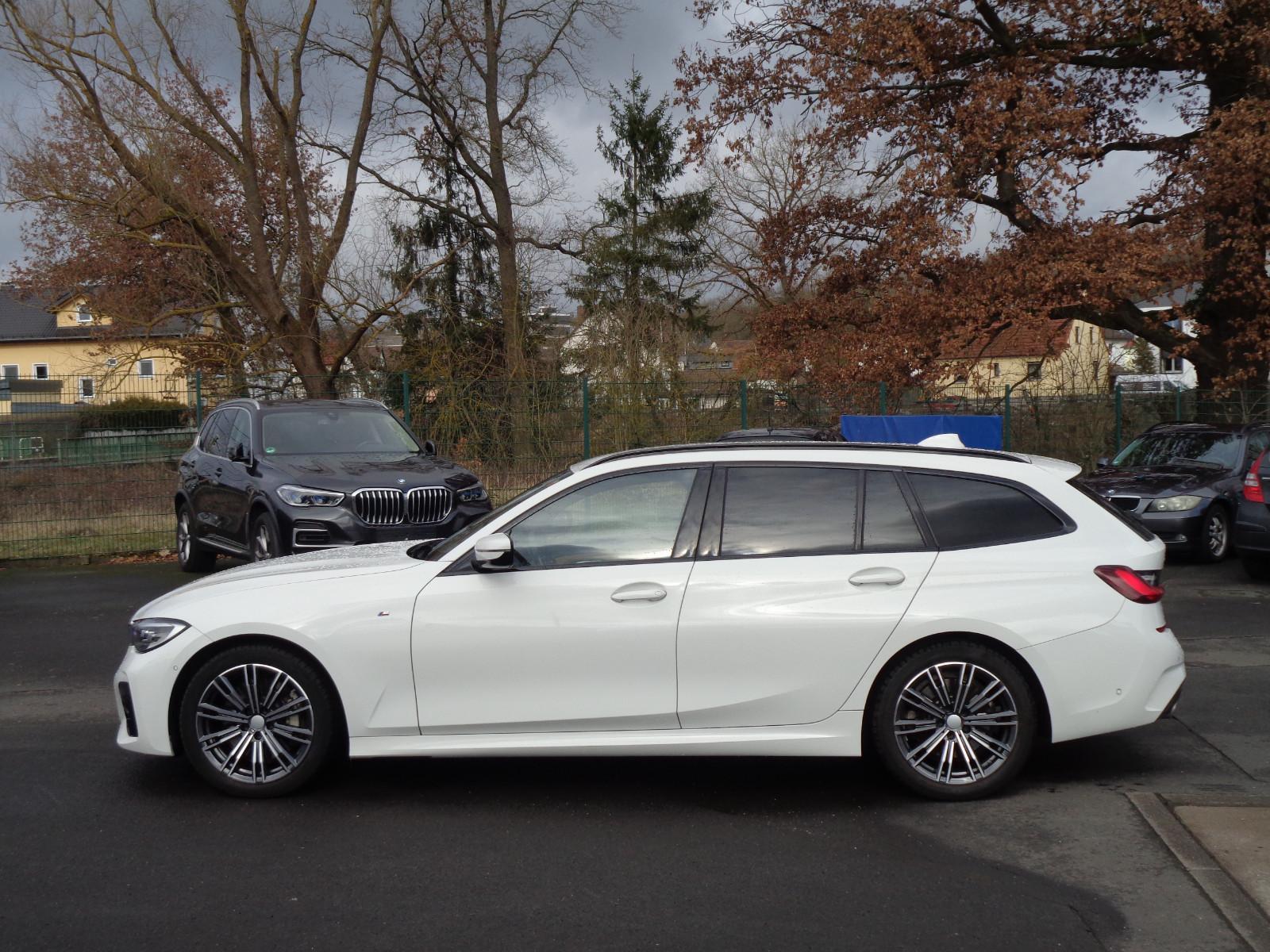 BMW 330dAut. xDrive Touring M Sport,elek Sitze,Leder